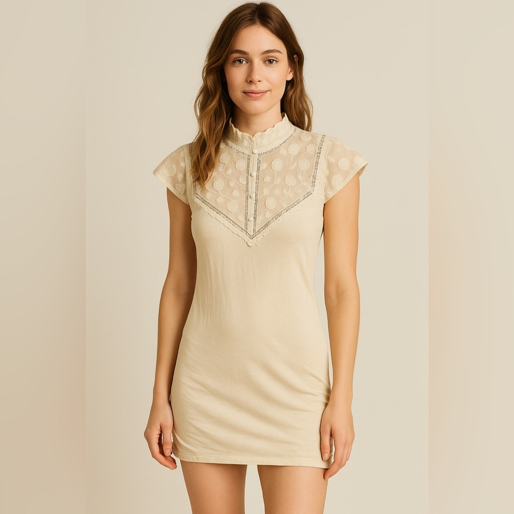 Free People 2007 Lace Yoke Tunic Top Size S Boho Romantic Victorian Lace NEW - Picture 1 of 12